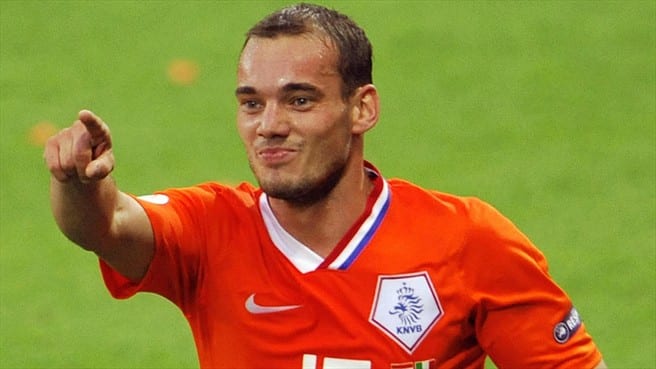 Sneijder hangi Türk kulübünden teklif aldı?