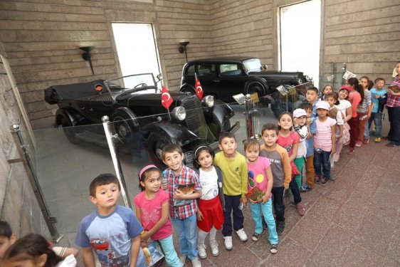 Atatürk Arabaları Anıtkabir