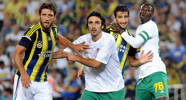 Fenerbahçe Kadıköy’de beraberliğe razı oldu