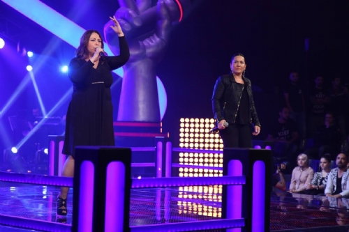 O Ses Türkiye’de Yasemin ve Esra’dan Keskin Bıçak düeti!
