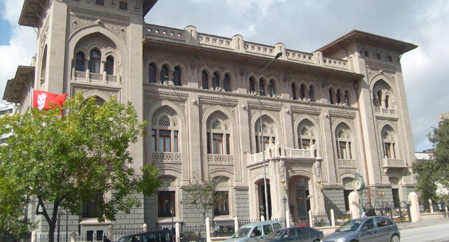 Azerbaycan’da banka kurmak için Ziraat Bankası başvuru yaptı!
