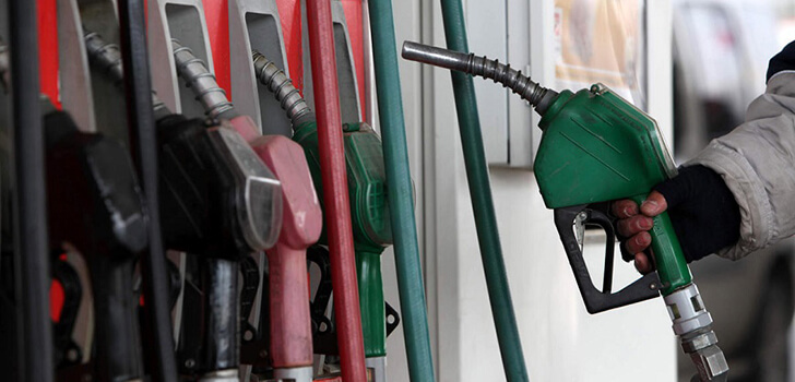 Motorinden sonra benzine de indirim