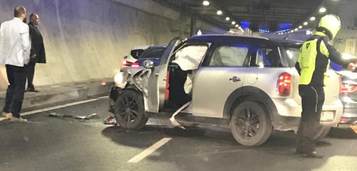 Avrasya Tüneli’nde trafik kazası! Anadolu’dan Avrupa’ya geçişte kuyruk oldu