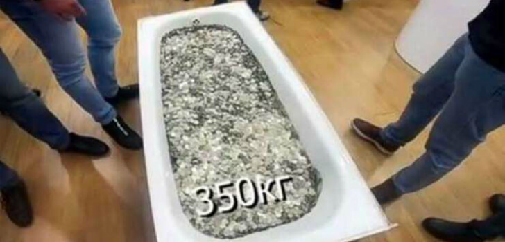 Bozuk paralarla neler aldıklarını görünce şaşıracaksınız!