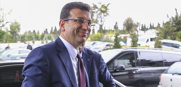 Ekrem İmamoğlu, mazbatasını aldı!