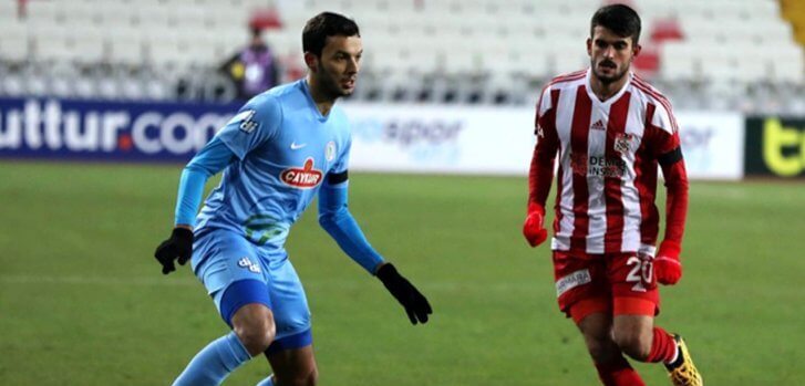 Son Dakika: Lider Sivasspor, Çaykur Rizespor ile 1-1 berabere kaldı