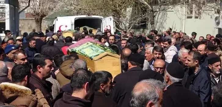 Öğretmen oğulları tarafından 6 kişilik aile katledildi